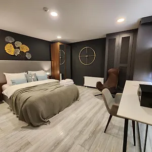 Ξενοδοχείο Taksim Landhouse